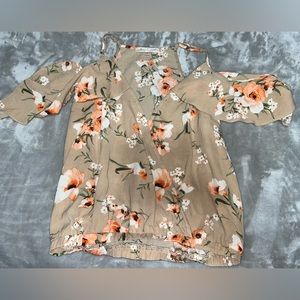 Flowered Off the shoulder spaghetti strap blouse